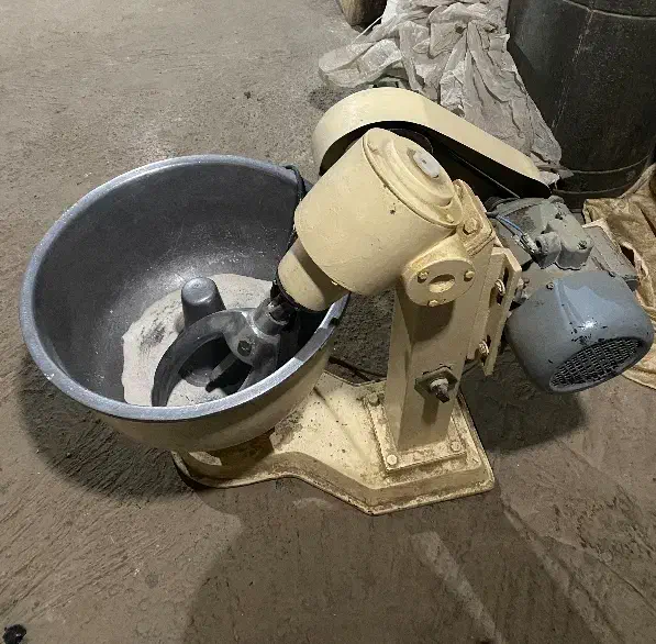 خمیر زن|ماشین‌آلات صنعتی|بانه, |دیوار