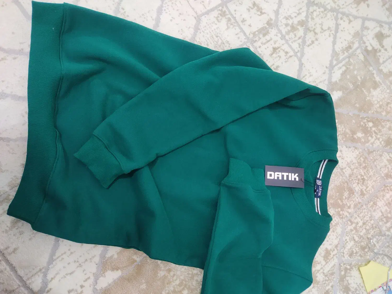 دورس خارجی|لباس|مشهد, شهرک شهید باهنر|دیوار