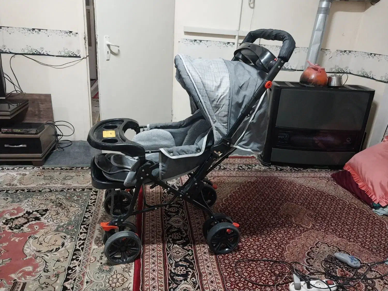 کالسکه بچه|کالسکه و لوازم جانبی|همدان, |دیوار