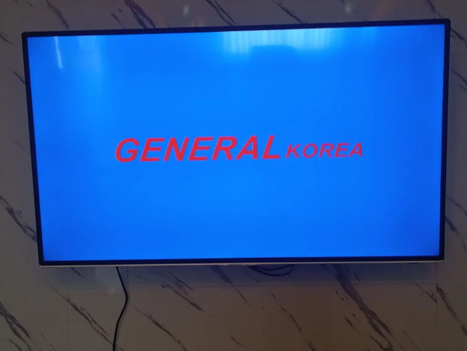 تلویزیون ال ای دی ۴۳اینج|تلویزیون و پروژکتور|سنندج, |دیوار