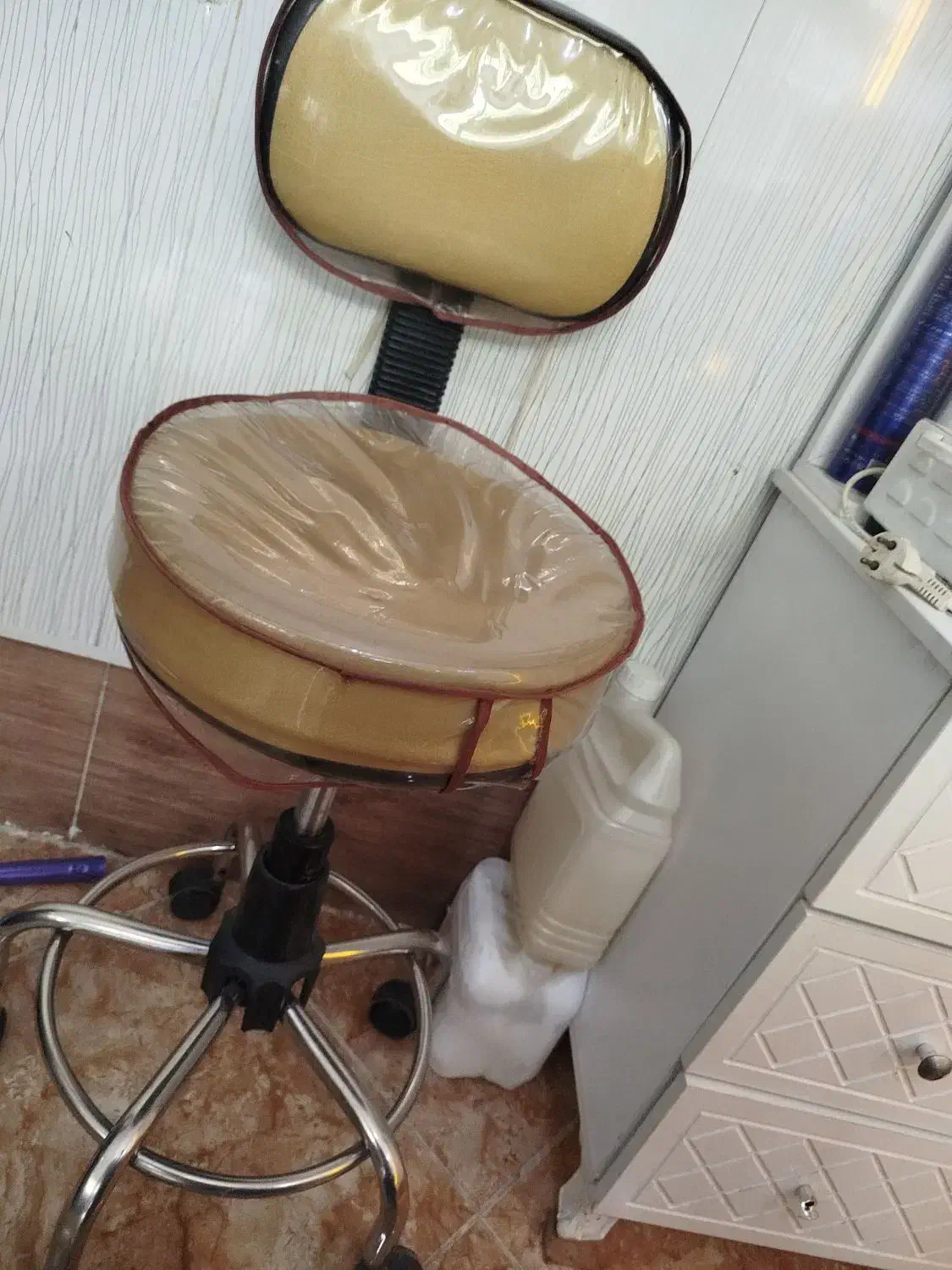 صندلی چک دار|صندلی و نیمکت|ارومیه, |دیوار