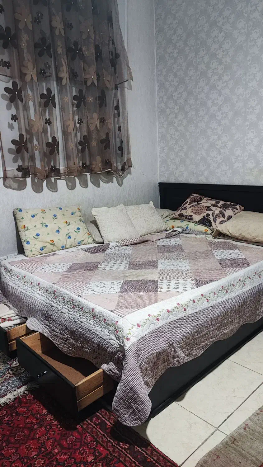 سرویس خواب بهمراه تشک|تخت و سرویس خواب|تهران, گلستان (شهرک راه آهن)|دیوار