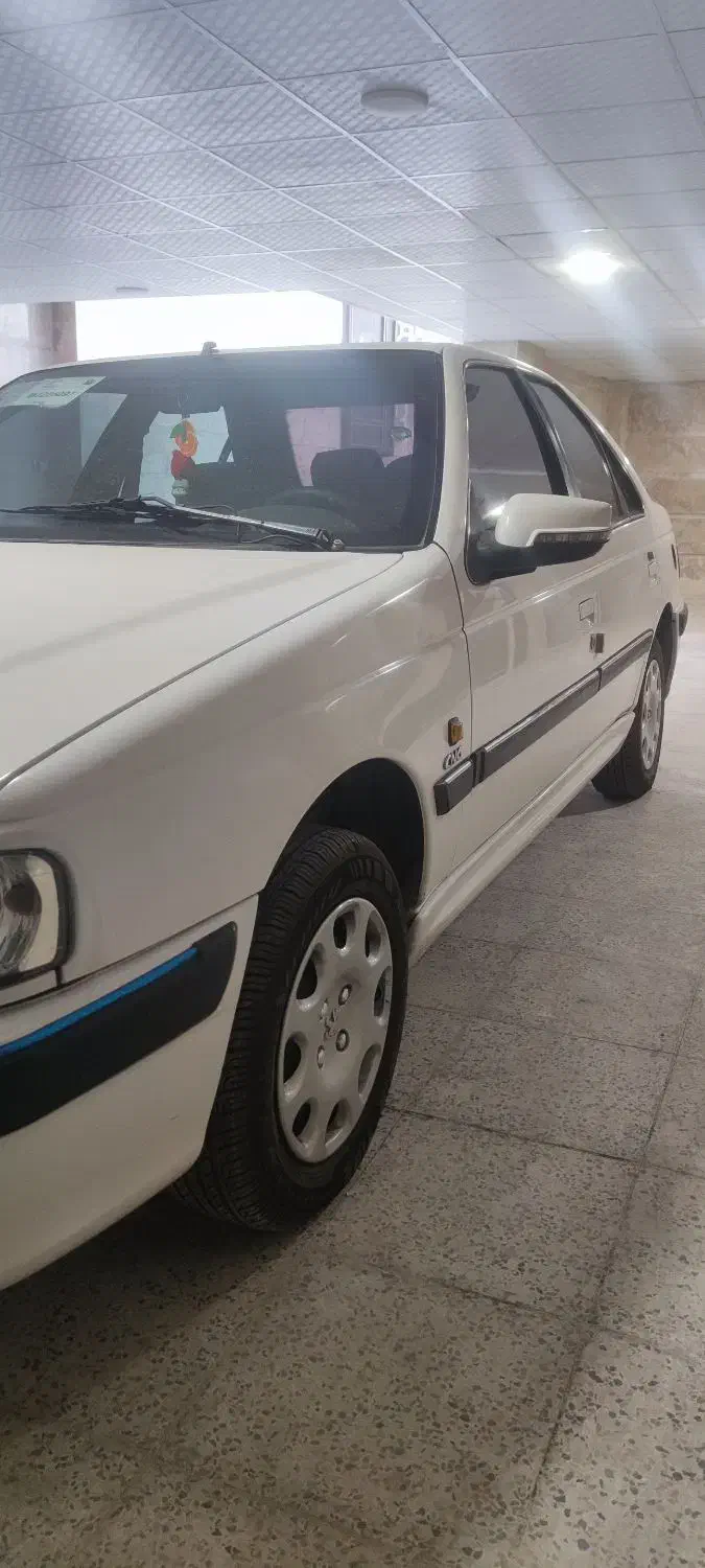 پژو پارس. دوگانه کارخانه مدل آخر سال93|خودرو سواری و وانت|شیراز, شهرک مفتح|دیوار