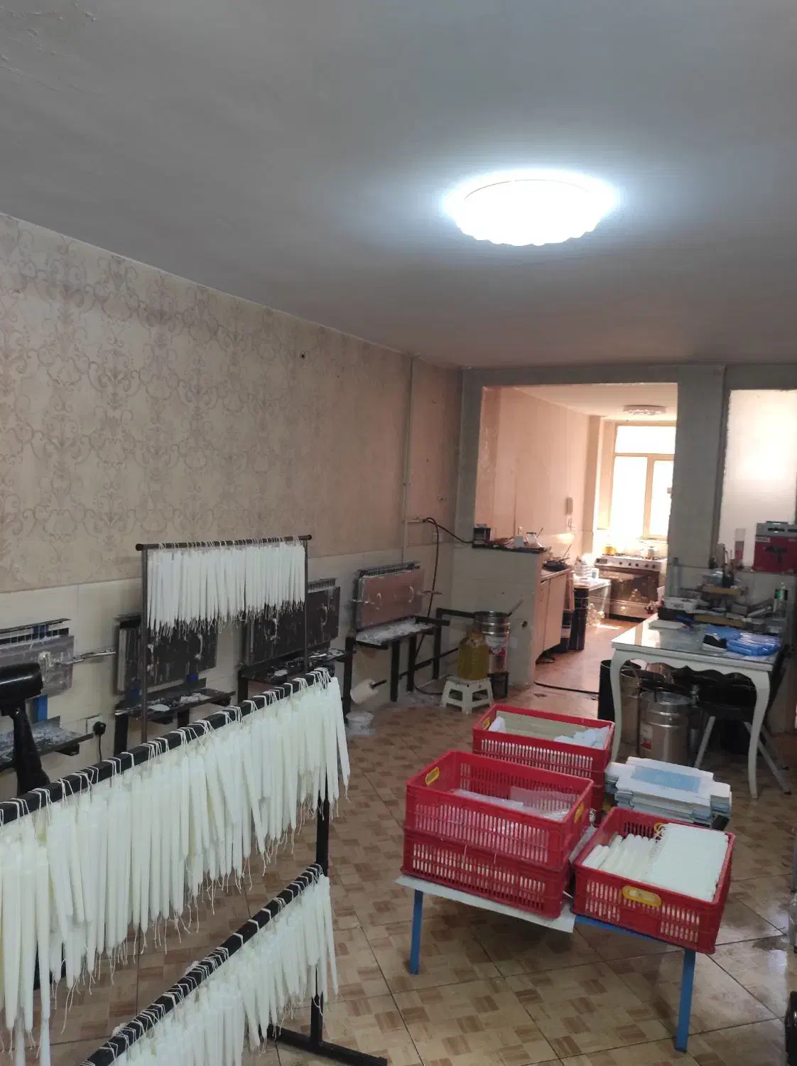 آپارتمان ۴ طبقه تک واحدی ۲۰۰ متر/ مرکز شهر قرچک|فروش آپارتمان|قرچک, مهدیه|دیوار