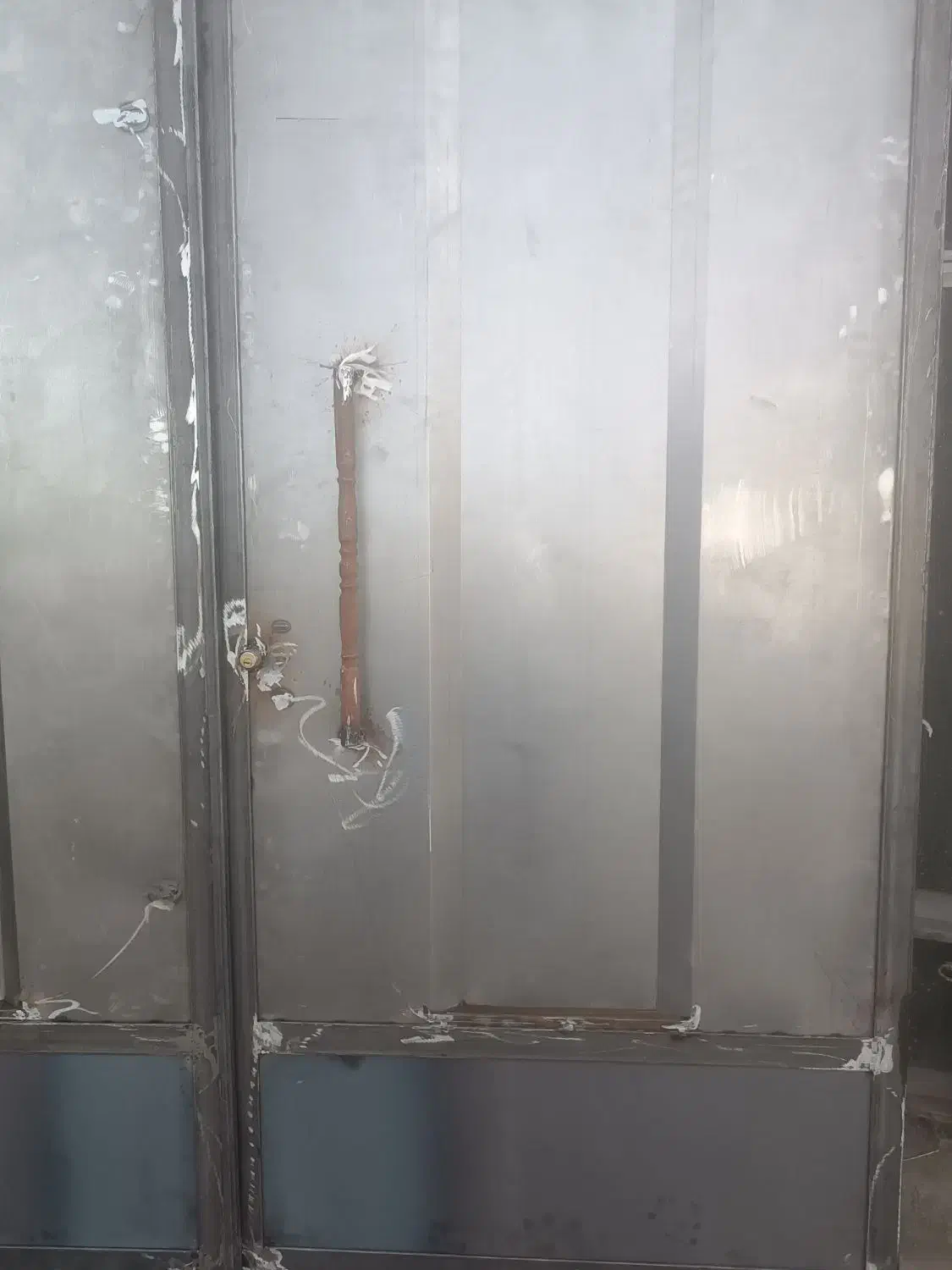 درب آهنی سه لنگه|مصالح و تجهیزات ساختمان|باغ بهادران, |دیوار