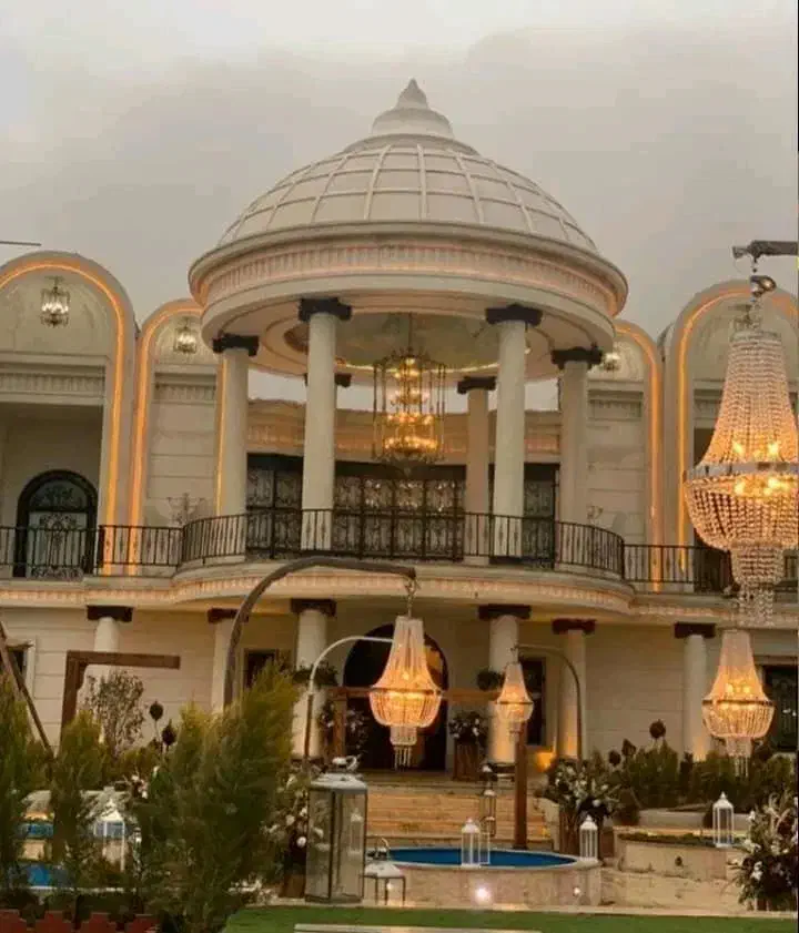 فروش تالار ۱۰۰۰۰متر مجلل در گرمدره کد۵۷۰۶|فروش دفتر صنعتی، کشاورزی، تجاری|گرمدره, |دیوار