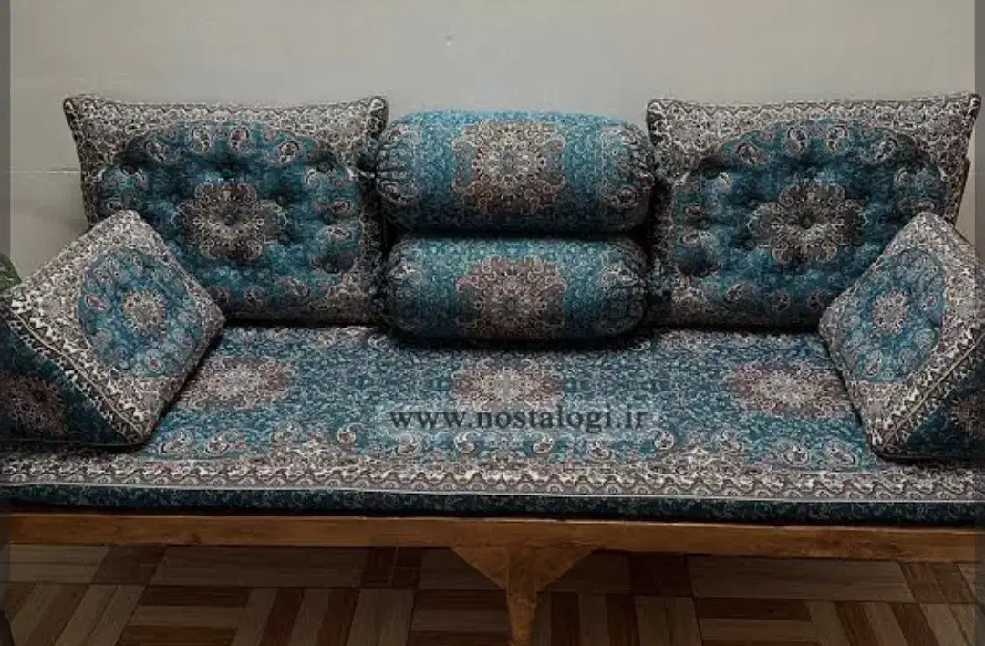 ست شاه نشین|پشتی|اصفهان, عقیق|دیوار