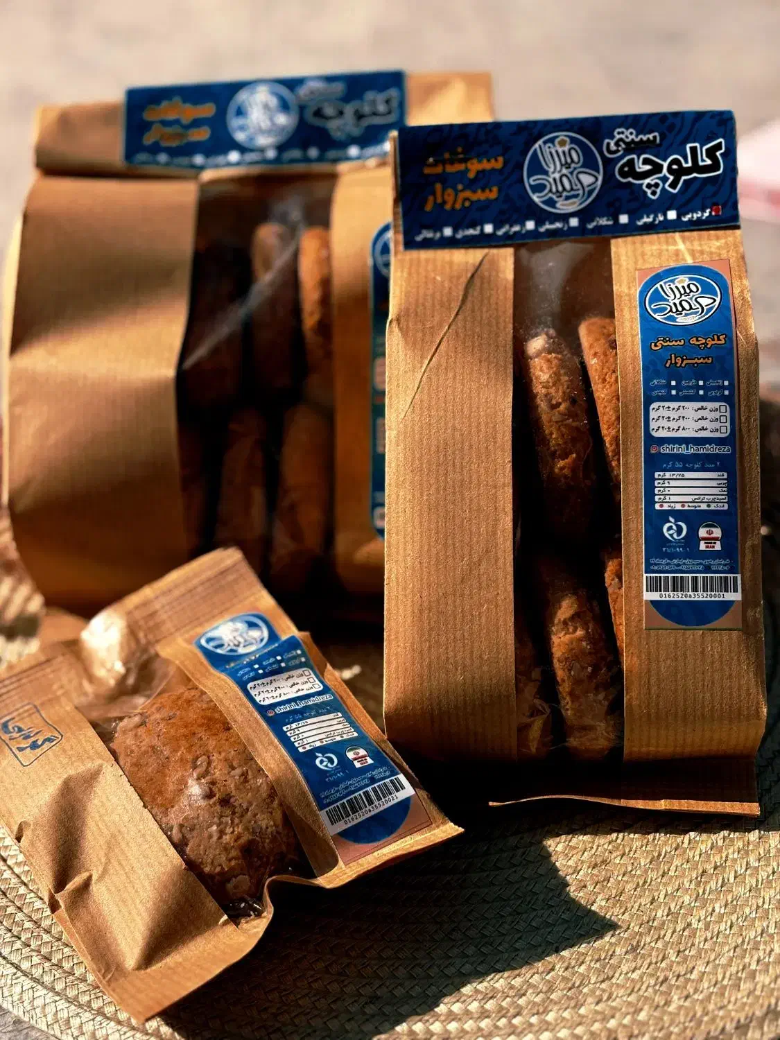 کلوچه سنتی و شیرینی نخودی و برنجی سبزوار|عمدهفروشی|تهران, سردارجنگل|دیوار