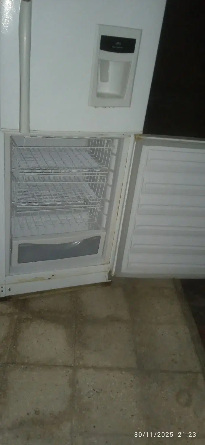 فروش یخچال|یخچال و فریزر|گزیک, |دیوار