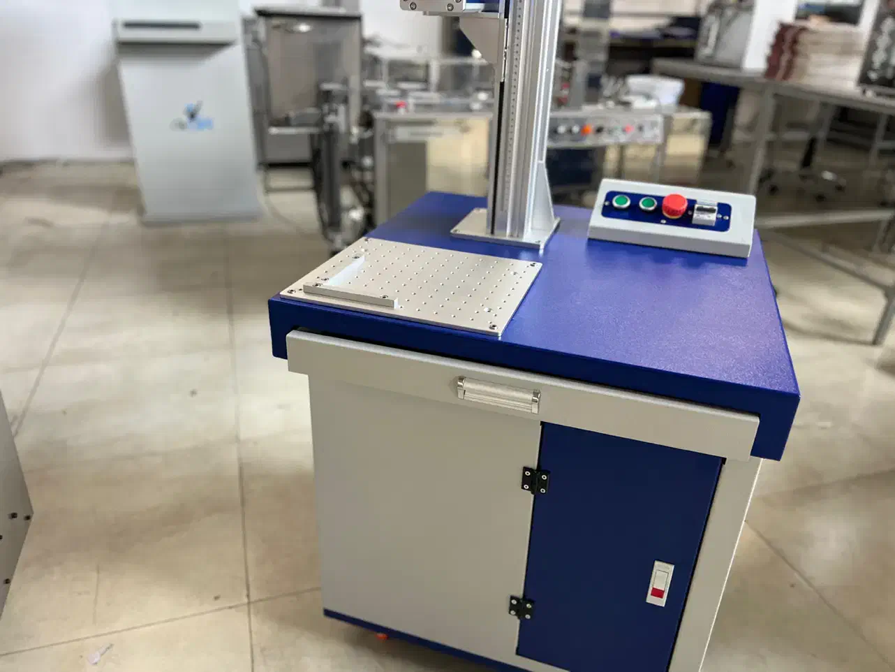 کارگر تولید|استخدام صنعتی، فنی، مهندسی|اشتهارد, |دیوار