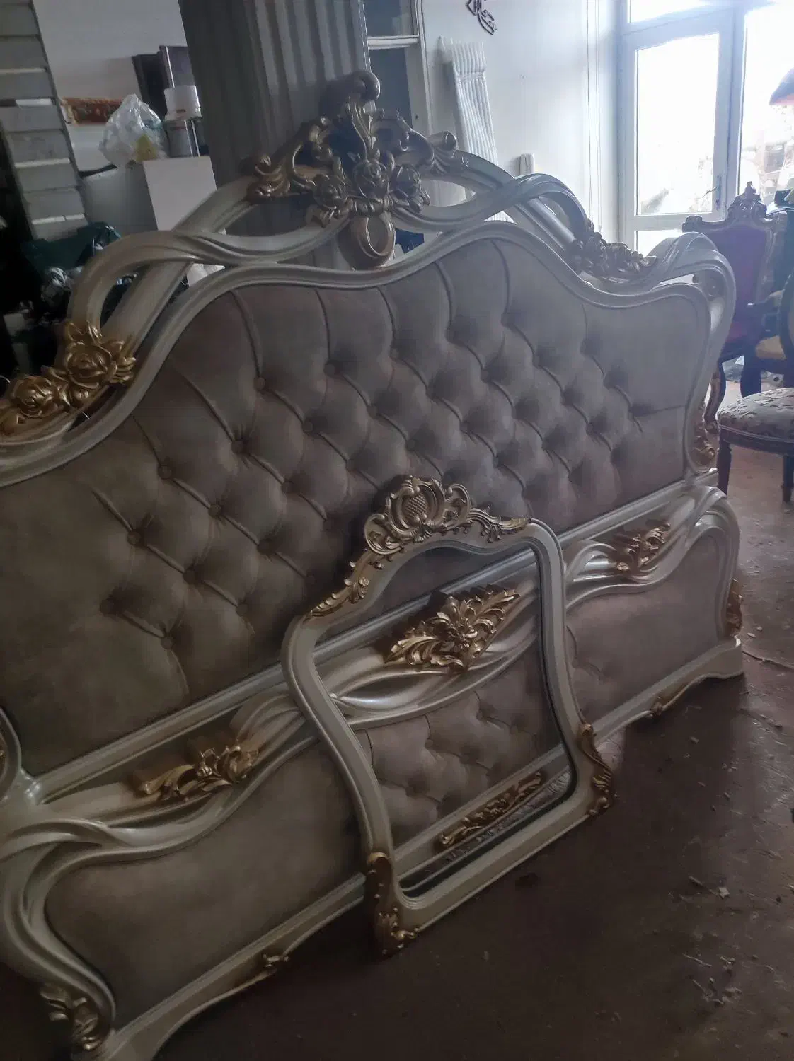 تخت دو نفره در حد نو سمساری|تخت و سرویس خواب|تبریز, |دیوار