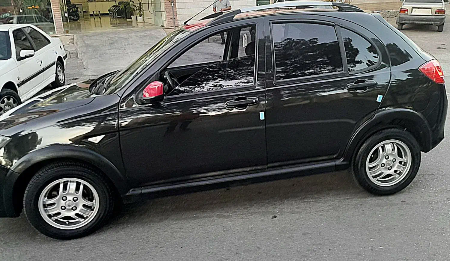 کوییک آر مشکی قرمز مدل ۱۴۰۰|خودرو سواری و وانت|قزوین, |دیوار