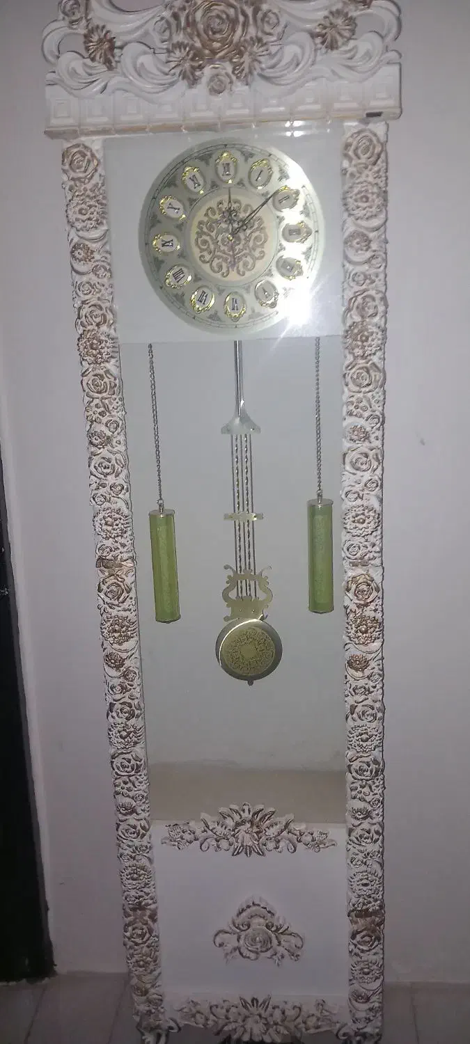 ایستاده|ساعت دیواری و تزئینی|ایلام, |دیوار