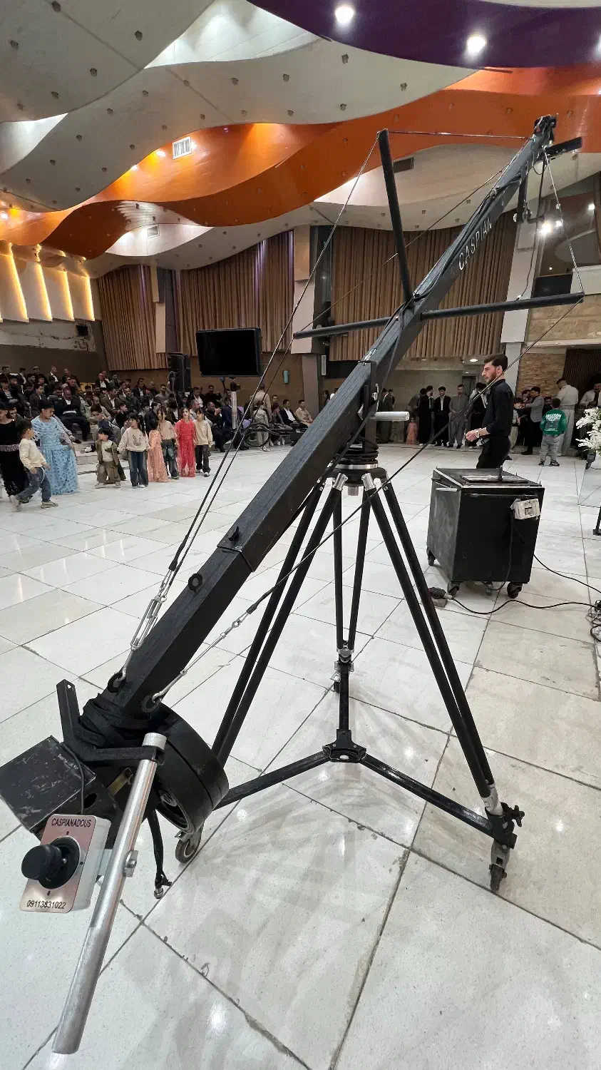 کرین ۴.۵ متر ۶متری|دوربین عکاسی و فیلم‌برداری|بانه, |دیوار