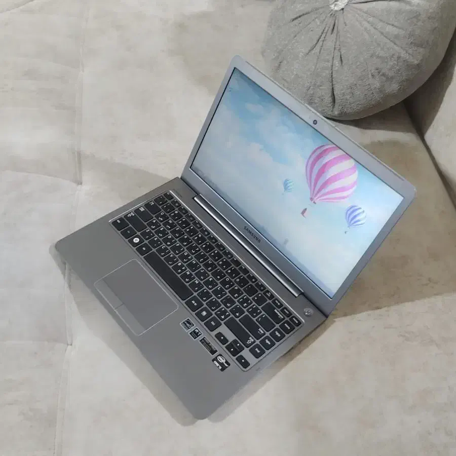 لپ تاپ سامسونگ پردازنده Core i5/اینچ ۱۵/ یک ترا|رایانه همراه|اسلامشهر, شهرک امام حسین (میان آباد)|دیوار