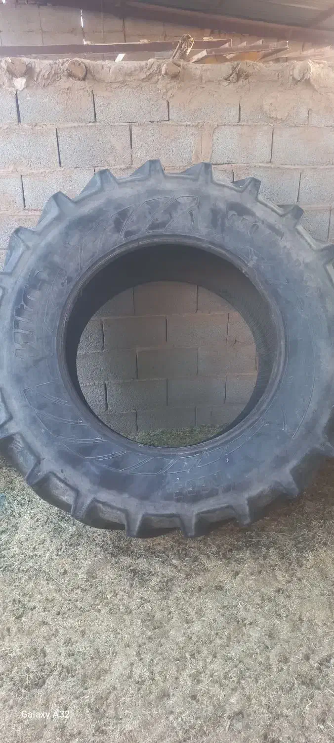 لاستیک تراکتور 20/38|قطعات یدکی و لوازم جانبی|مرودشت, تخت جمشید|دیوار
