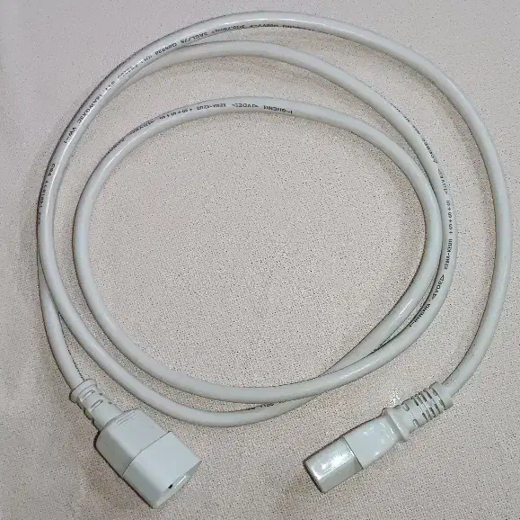 کابل RG6 کواکسیال و کابل بک تو بک ۳ پین کامپیوتر|قطعات و لوازم جانبی رایانه|شیراز, فلکه گاز|دیوار