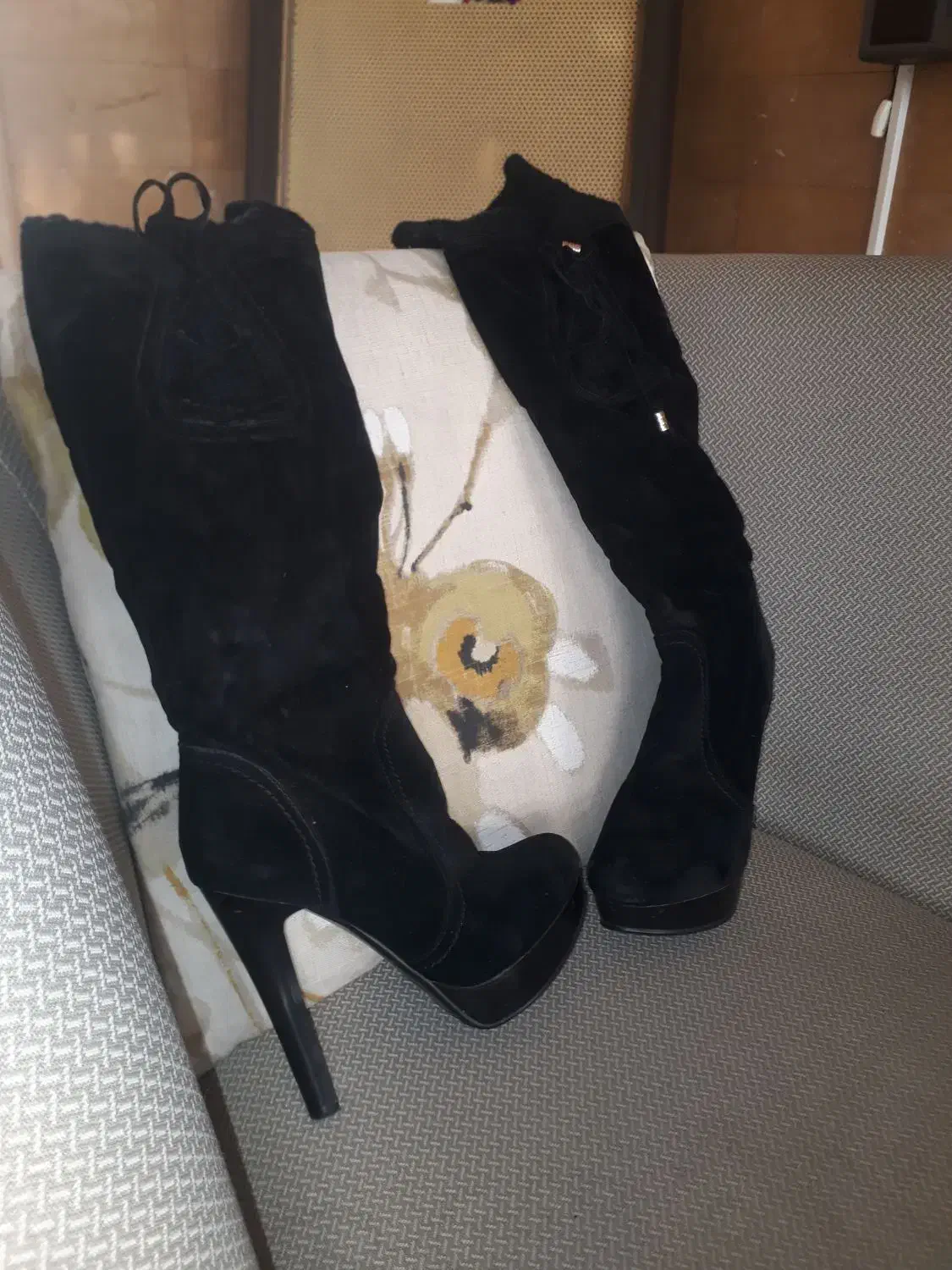 پوتین بلند زنانه سایز ۳۸پوتیت|کیف، کفش، کمربند|اندیشه, اندیشه فاز ۴|دیوار