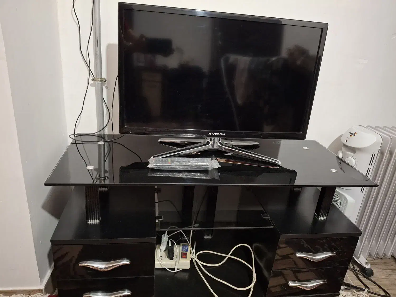 تلویزیون lED ایکس ویژن|تلویزیون و پروژکتور|تبریز, |دیوار