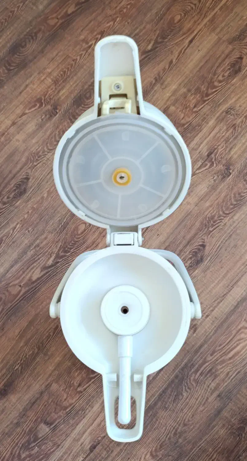 فلاسک ۲/۵ لیتری ژاپنی|ظروف نگهدارنده، پلاستیکی، یک‌بارمصرف|کرج, کوی مهر|دیوار