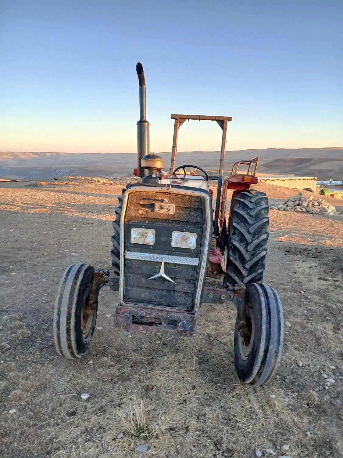 فروش تراکتور مدل ۶۳ اوزال ترکیه درجه یک|خودرو سنگین|سقز, |دیوار