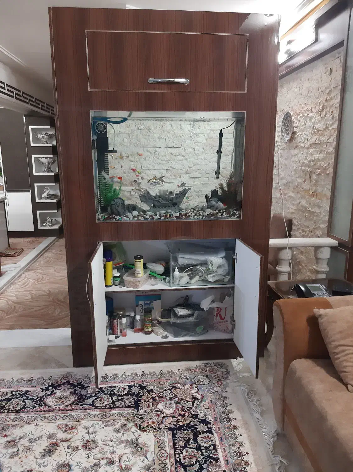 آکواریم کمدی ، با تجهیزات کامل|ماهی|قم, صفاشهر|دیوار