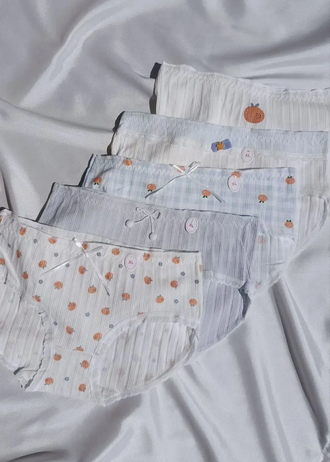 لباس زنانه|لباس|آق قلا, |دیوار