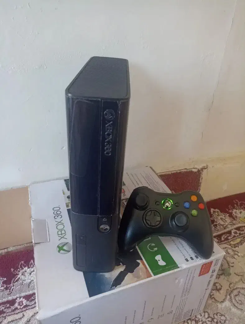 ایکس باکس ۳۶۰ سوپر اسلیم با ۹۸ بازی|کنسول، بازی ویدئویی و آنلاین|قروه, |دیوار