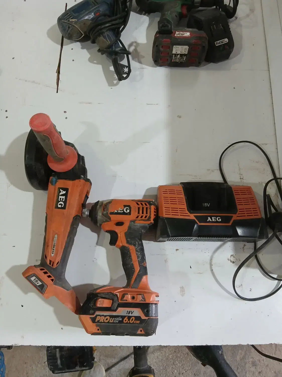 AEG دریل اصلی با مینی سنگ و شارژر اصلی|ماشینآلات صنعتی|شادگان, |دیوار