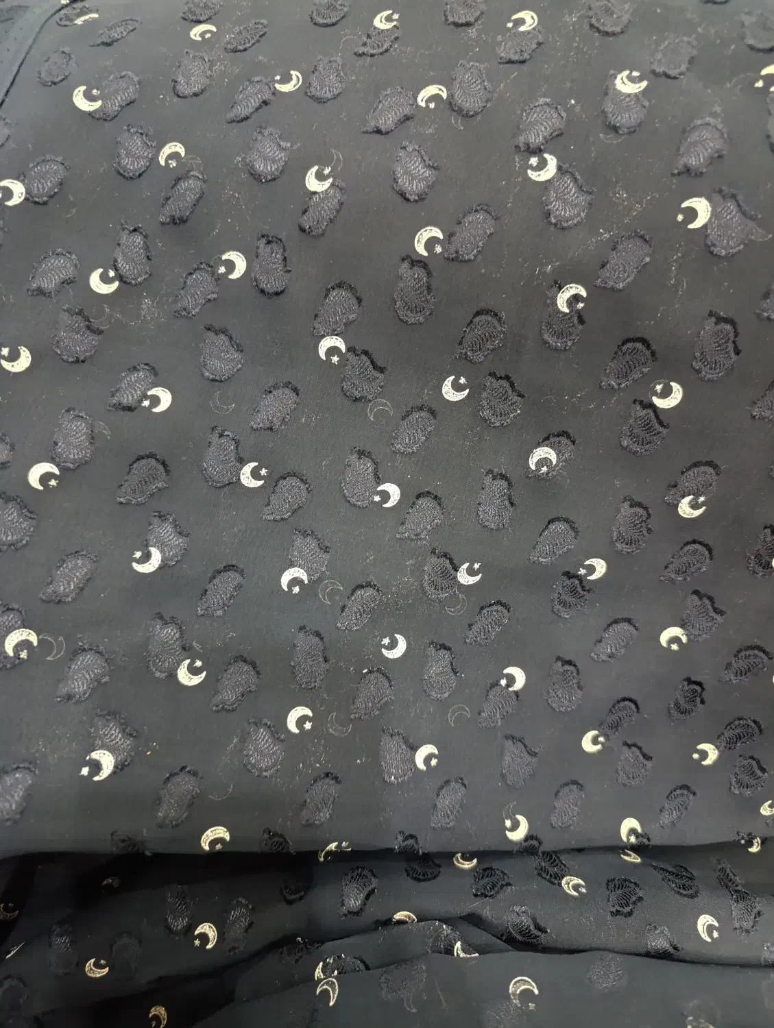 پارچه چادری|لباس|زنجان, |دیوار