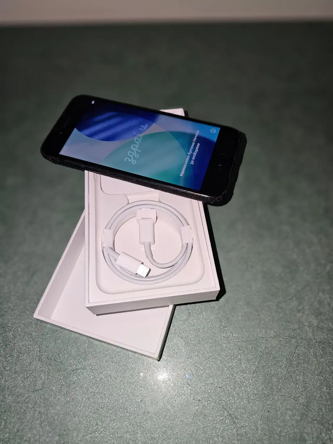 iphone se 2020|موبایل|پرند, فاز ۴|دیوار