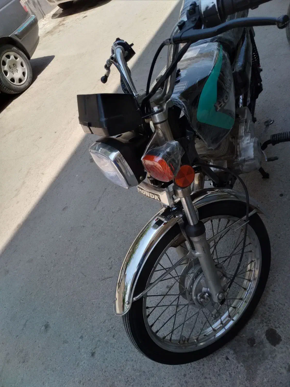 موتورسیکلت هندا ۱۲۵ مزایده نیست سندداره|موتورسیکلت|همدان, |دیوار