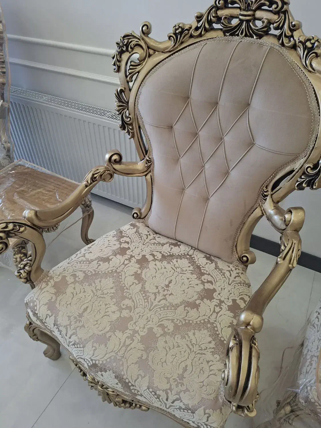 مبل 9نفره سلطنتی درحد|مبلمان خانگی و میز عسلی|همدان, |دیوار