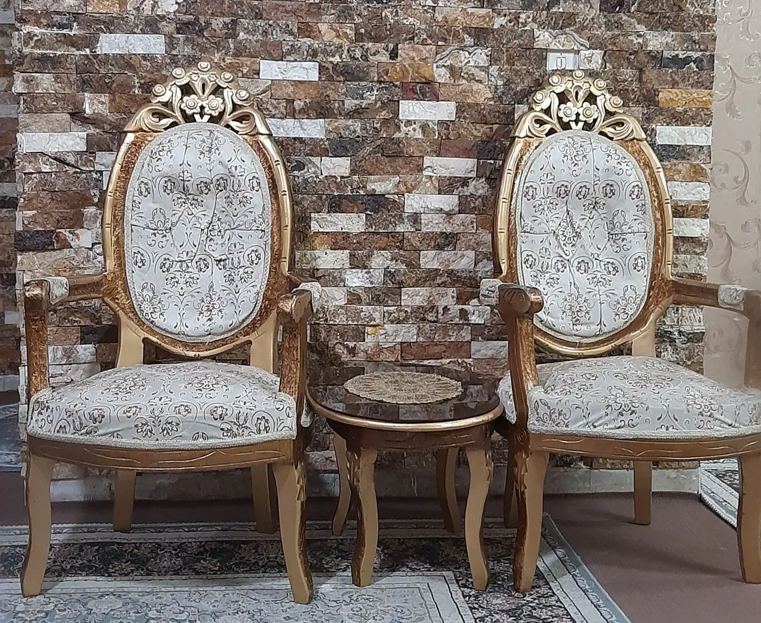 مبلمان|مبلمان خانگی و میز عسلی|کرج, شهرک جهان‌نما|دیوار