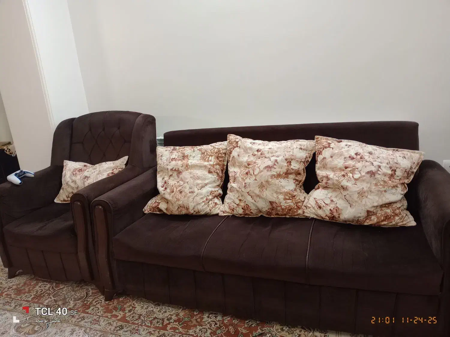 مبل راحتی قهوه ای|مبلمان خانگی و میز عسلی|دماوند, گیلاوند|دیوار