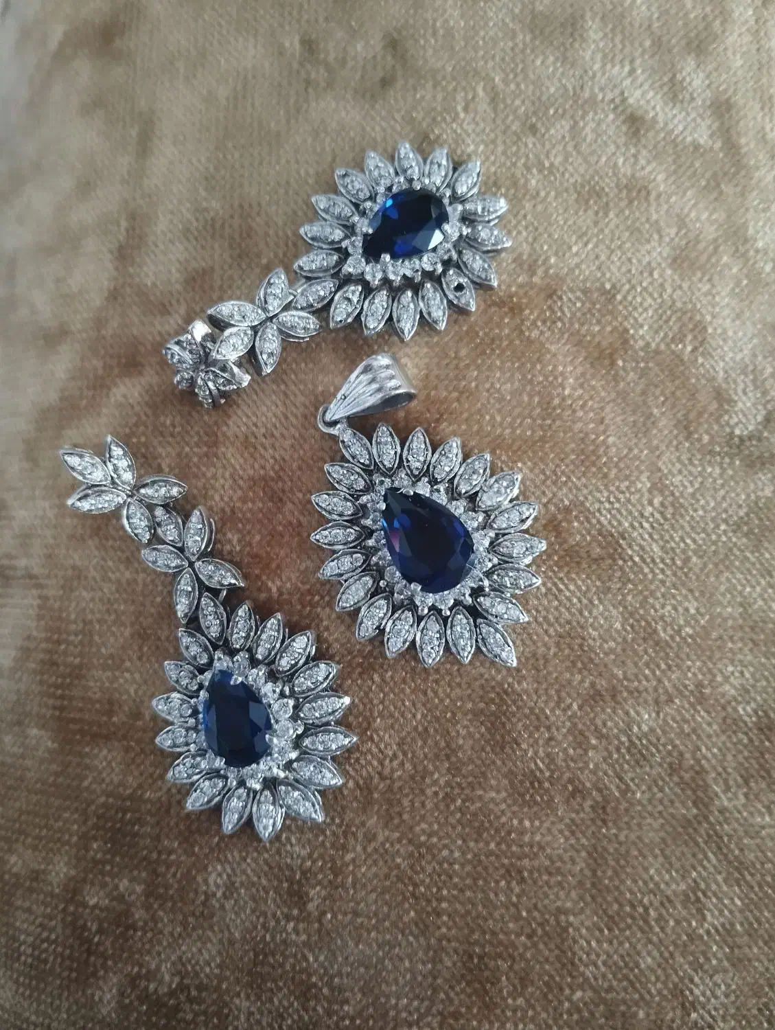 نیم ست نقره قدیمی با نگین یاقوت اصل|جواهرات|زنجان, |دیوار