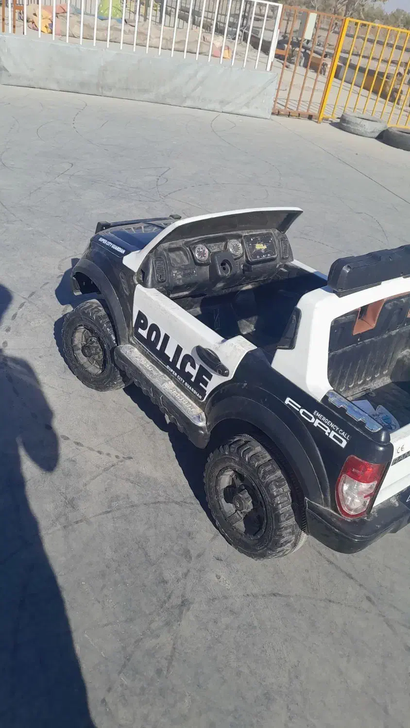 فنس باغی قلیان ویترین تکان دهنده ماشین شارژی میز|فروشگاه و مغازه|بوئین زهرا, |دیوار