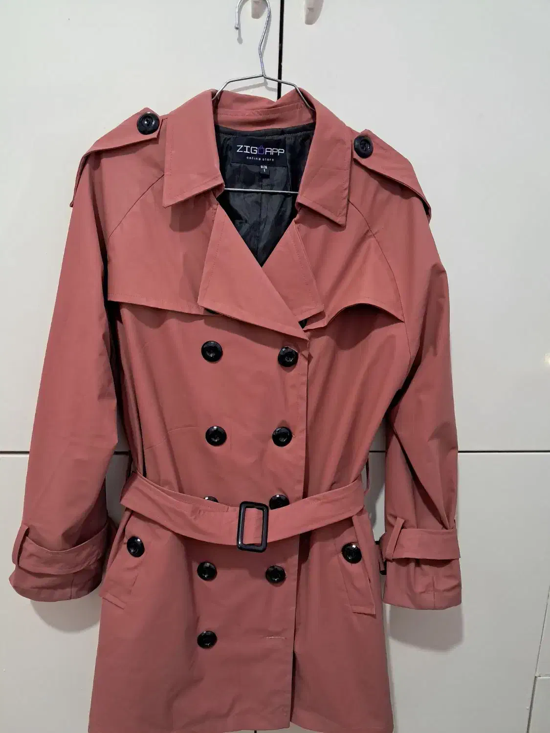 بارانی|لباس|ایلام, |دیوار