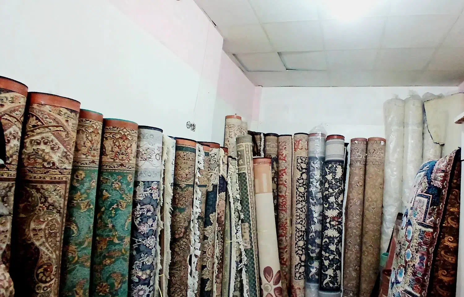 خریدار انواع فرش ماشینی|فرش|اراک, |دیوار