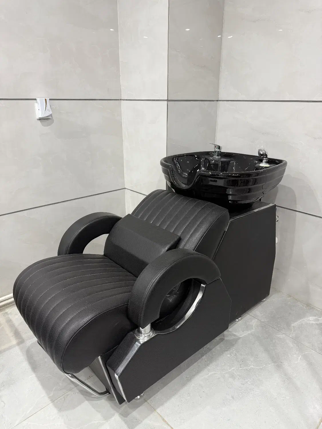 فروش سرشور ارایشگاه|آرایشگاه و سالن‌های زیبایی|محمدشهر, سیدآباد|دیوار