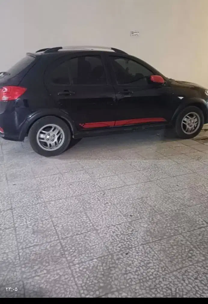 کوئیک ار بدون رنگ مشکی قرمزاخر برج ۱۲،    ۱۴۰۱|خودرو سواری و وانت|بروجرد, |دیوار