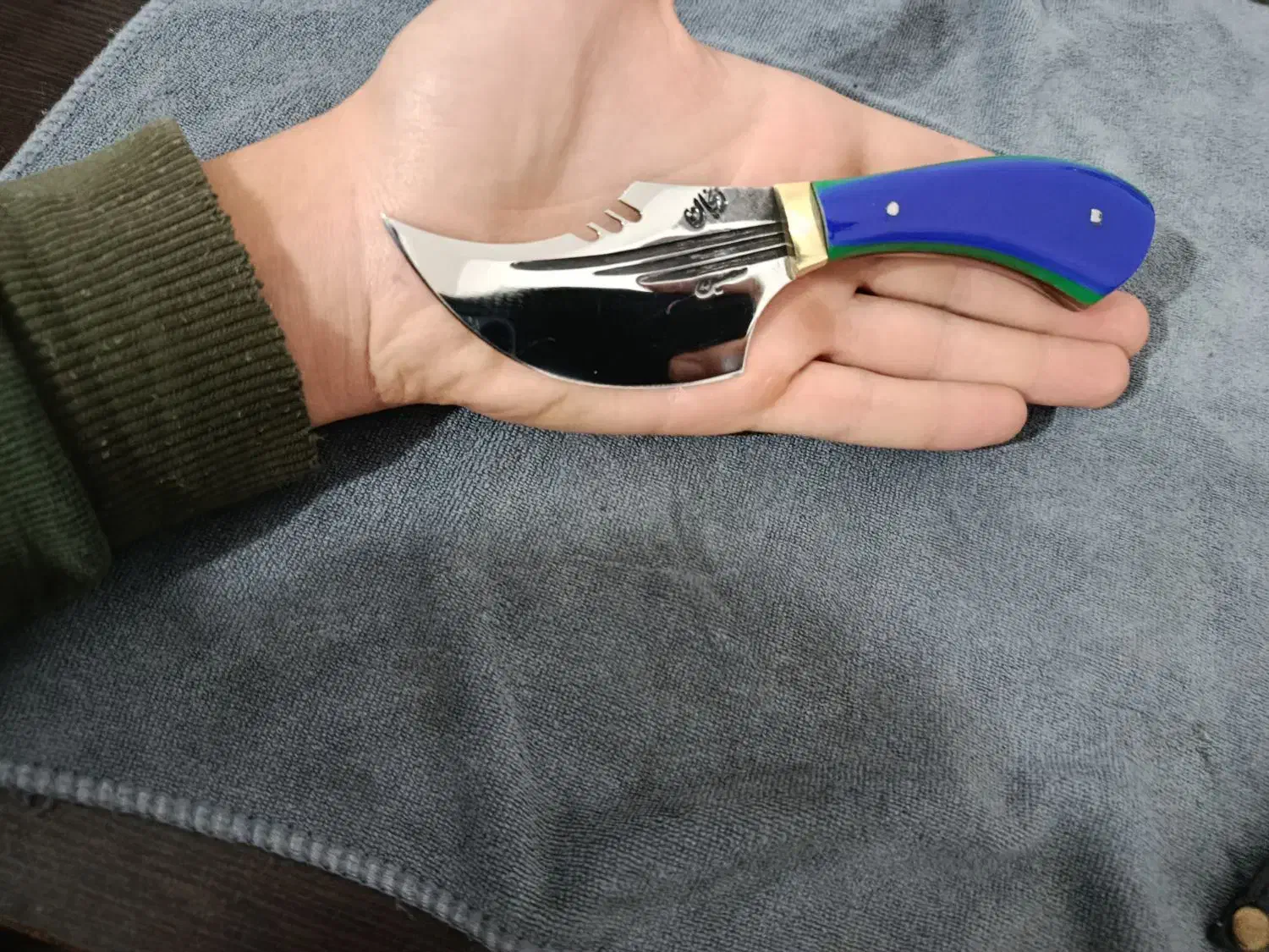 چاقو کسر|کلکسیون اشیاء عتیقه|بناب, |دیوار