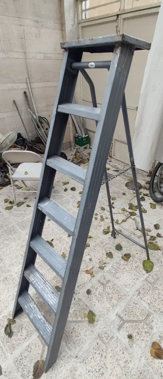 نردبان آهنی|مصالح و تجهیزات ساختمان|اصفهان, مهدیه|دیوار