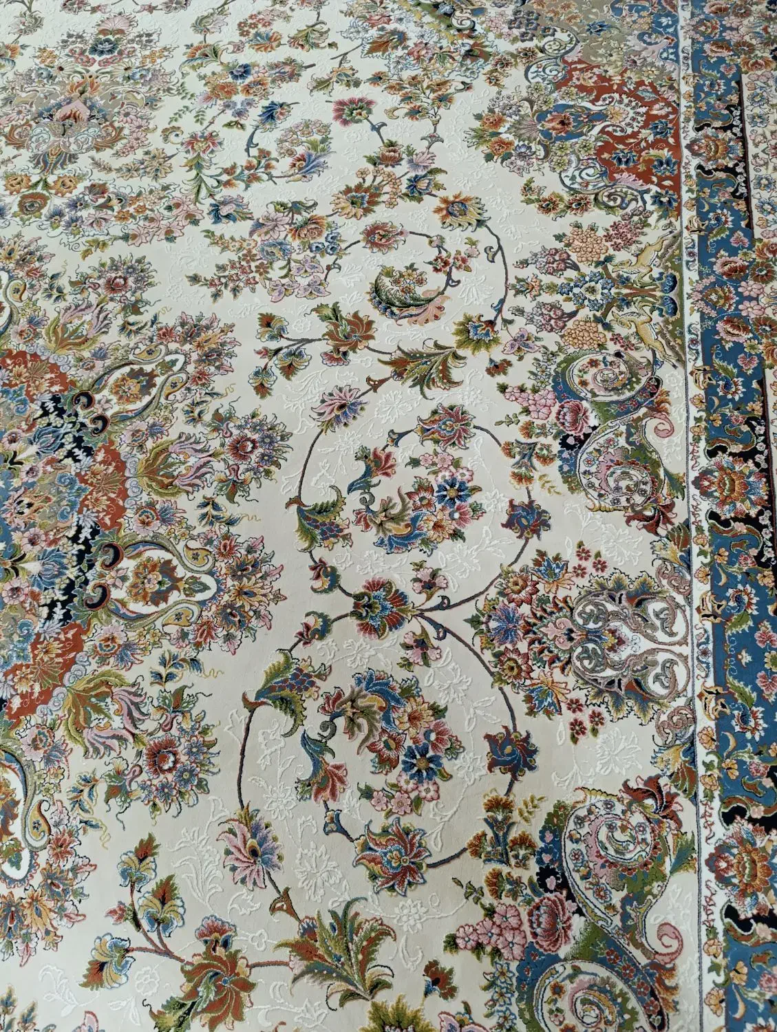 فروش فرش ۱۲متری ماشینی بهشتی تبریز|فرش|محلات, |دیوار