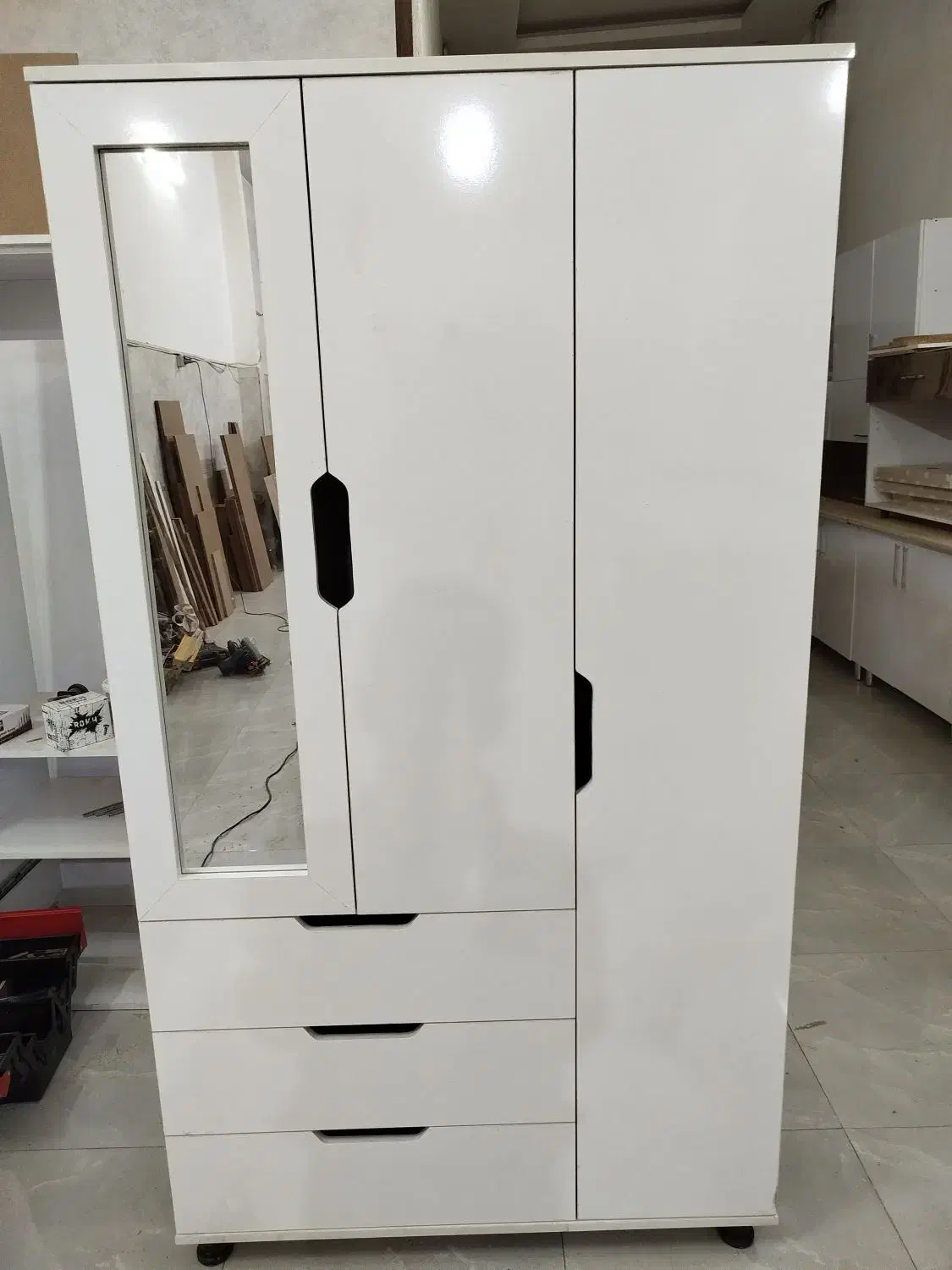 کمد لباس و دراور طرح جدید|جاکفشی، کمد، دراور|مشهد, شهرک مهر آباد|دیوار