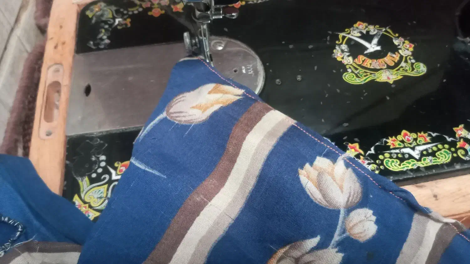 چرخ خیاطی معمولی|چرخ خیاطی و ریسندگی|میناب, |دیوار