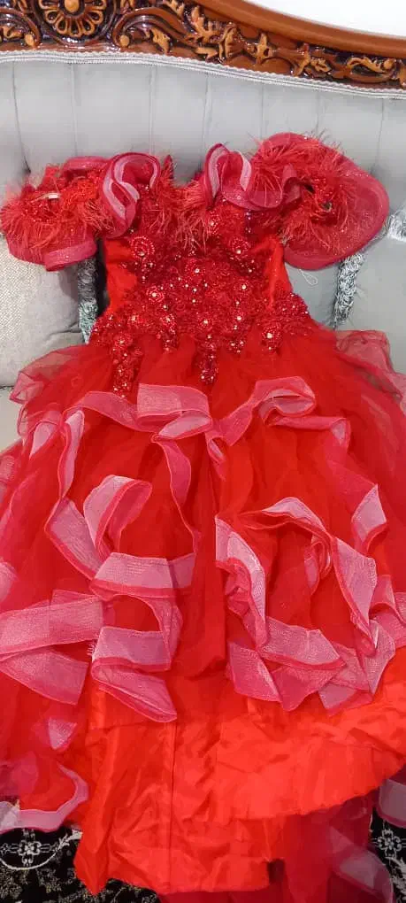 لباس|لباس|چهاردانگه (تهران), |دیوار