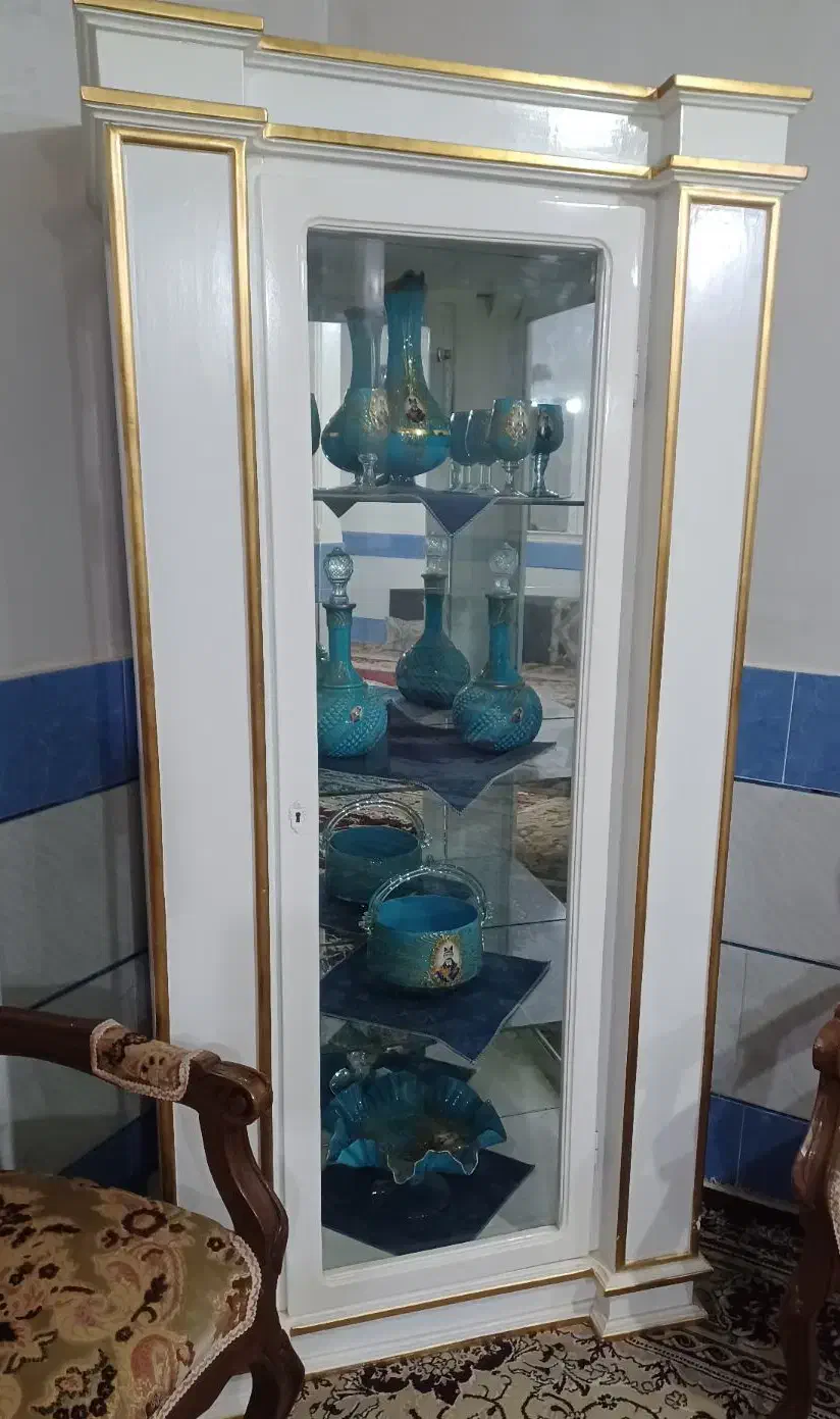 بوفه فروشی سالم بدون وسایل داخلش|بوفه، ویترین، کنسول|نهاوند, |دیوار