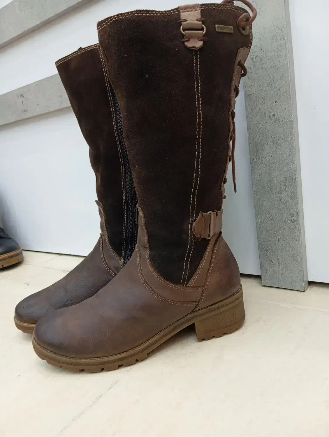 چهار عددپوتین چرم اصل|کفش و لباس بچه|زرقان, |دیوار