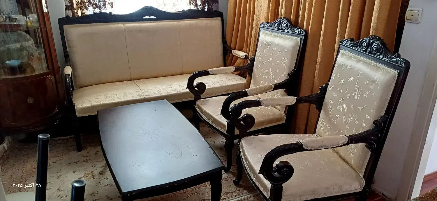 مبل استیل ۵ نفره با میز وسط|مبلمان خانگی و میز عسلی|پرند, فاز ۵|دیوار